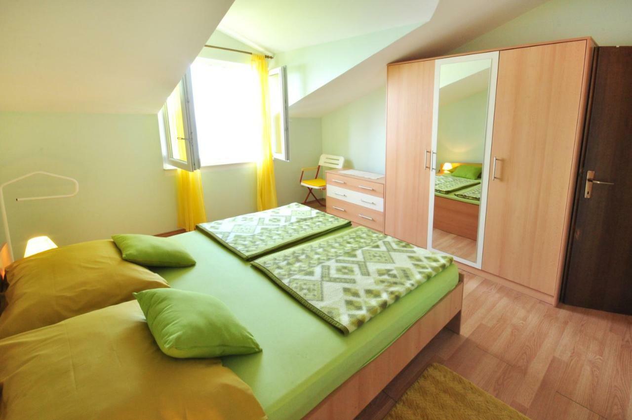 Almissa Apartment Omiš Exterior foto