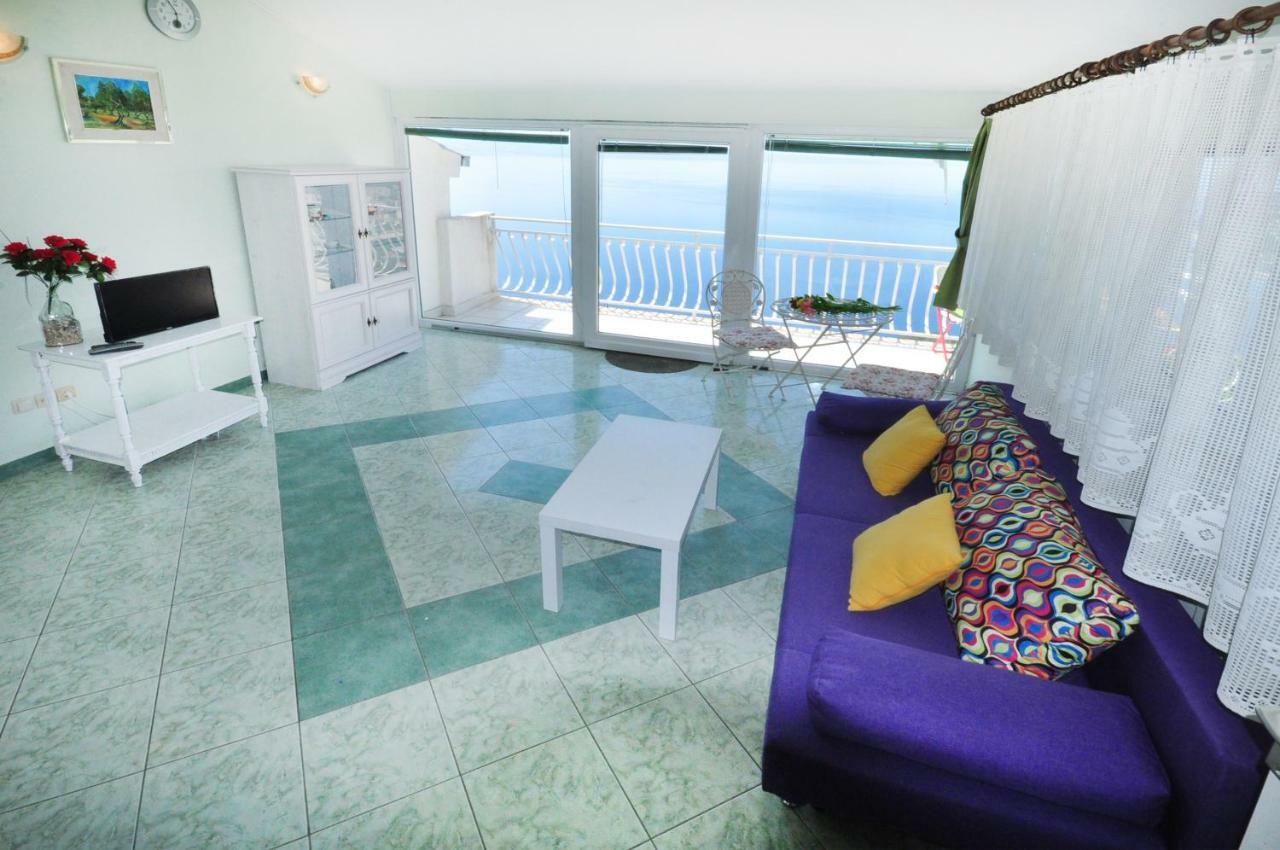 Almissa Apartment Omiš Exterior foto